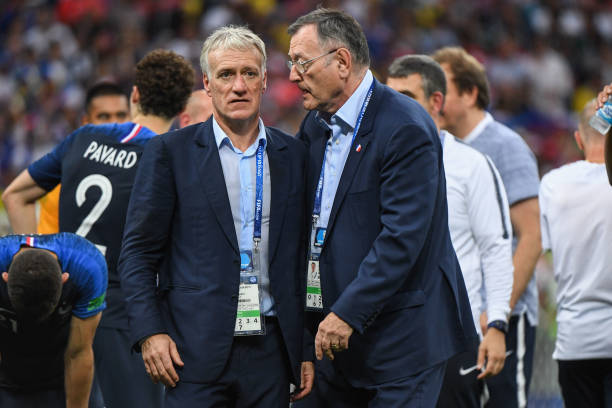 演着重要角 演着重要角